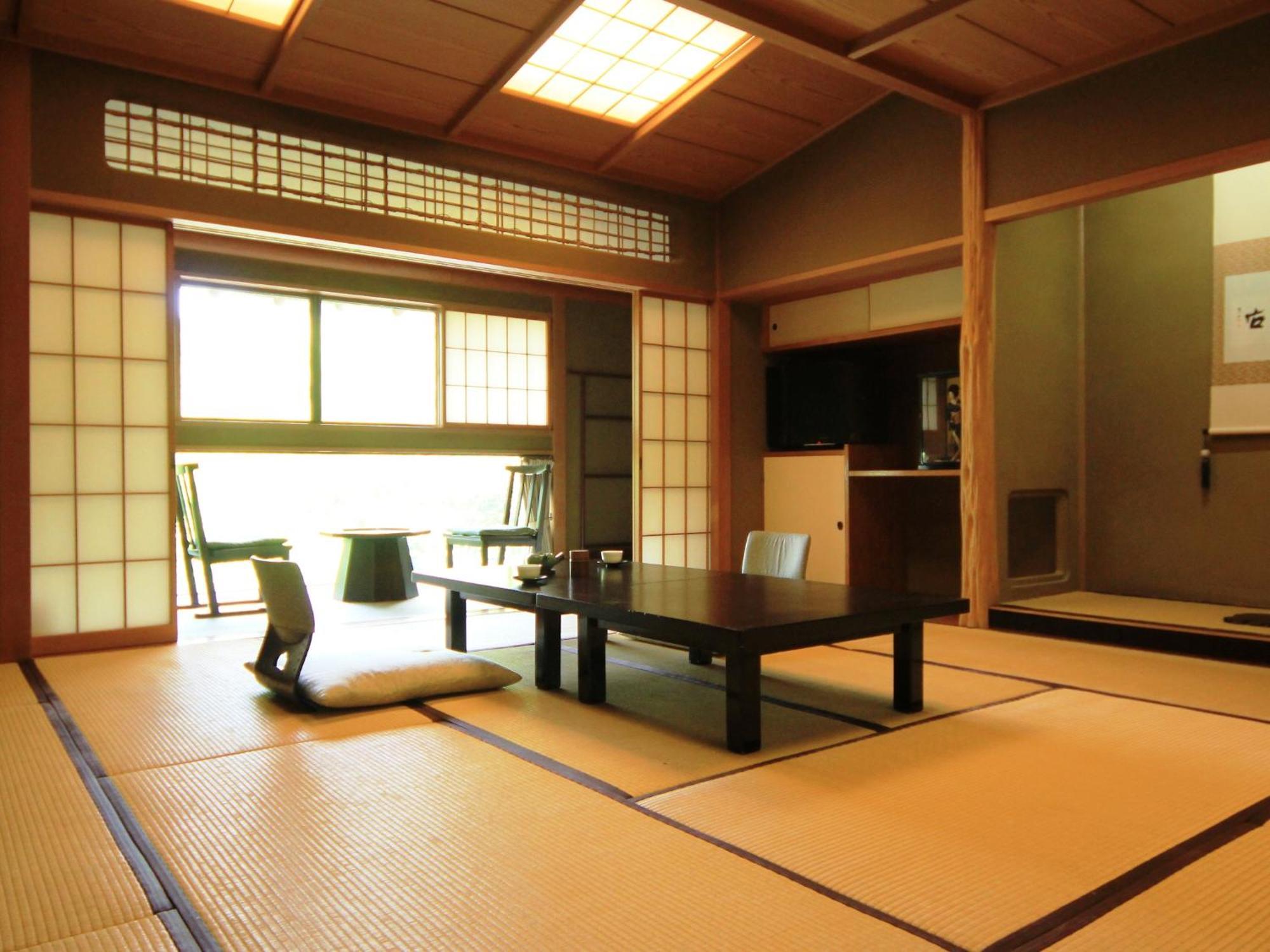 割烹旅館 桃山 松本市 部屋 写真
