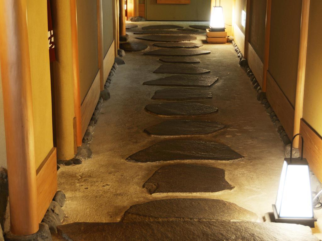 割烹旅館 桃山 松本市 エクステリア 写真