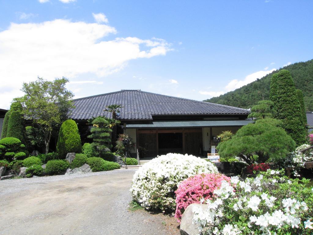 割烹旅館 桃山 松本市 エクステリア 写真