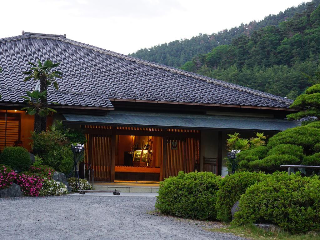 割烹旅館 桃山 松本市 エクステリア 写真