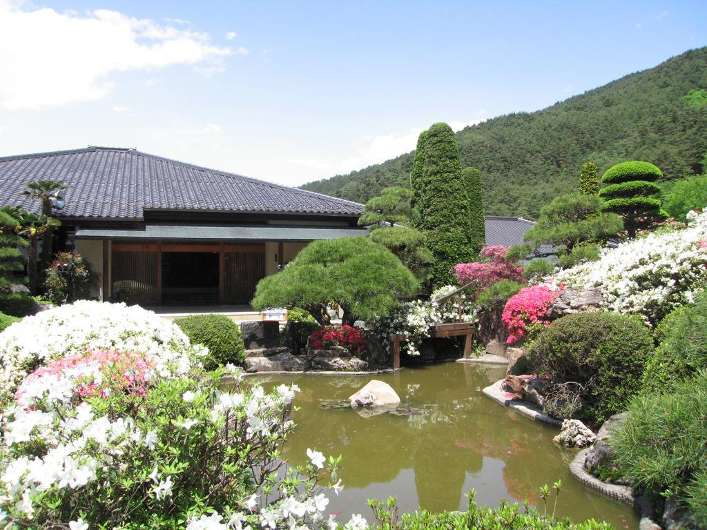 割烹旅館 桃山 松本市 エクステリア 写真