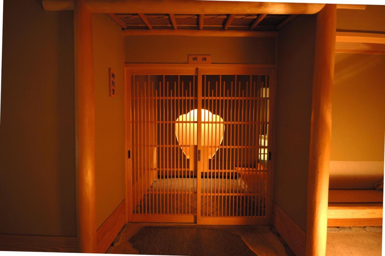 割烹旅館 桃山 松本市 エクステリア 写真